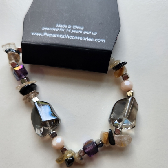 Paparazzi Smoky and Purple Beaded Bracelet - Picture 3 of 3